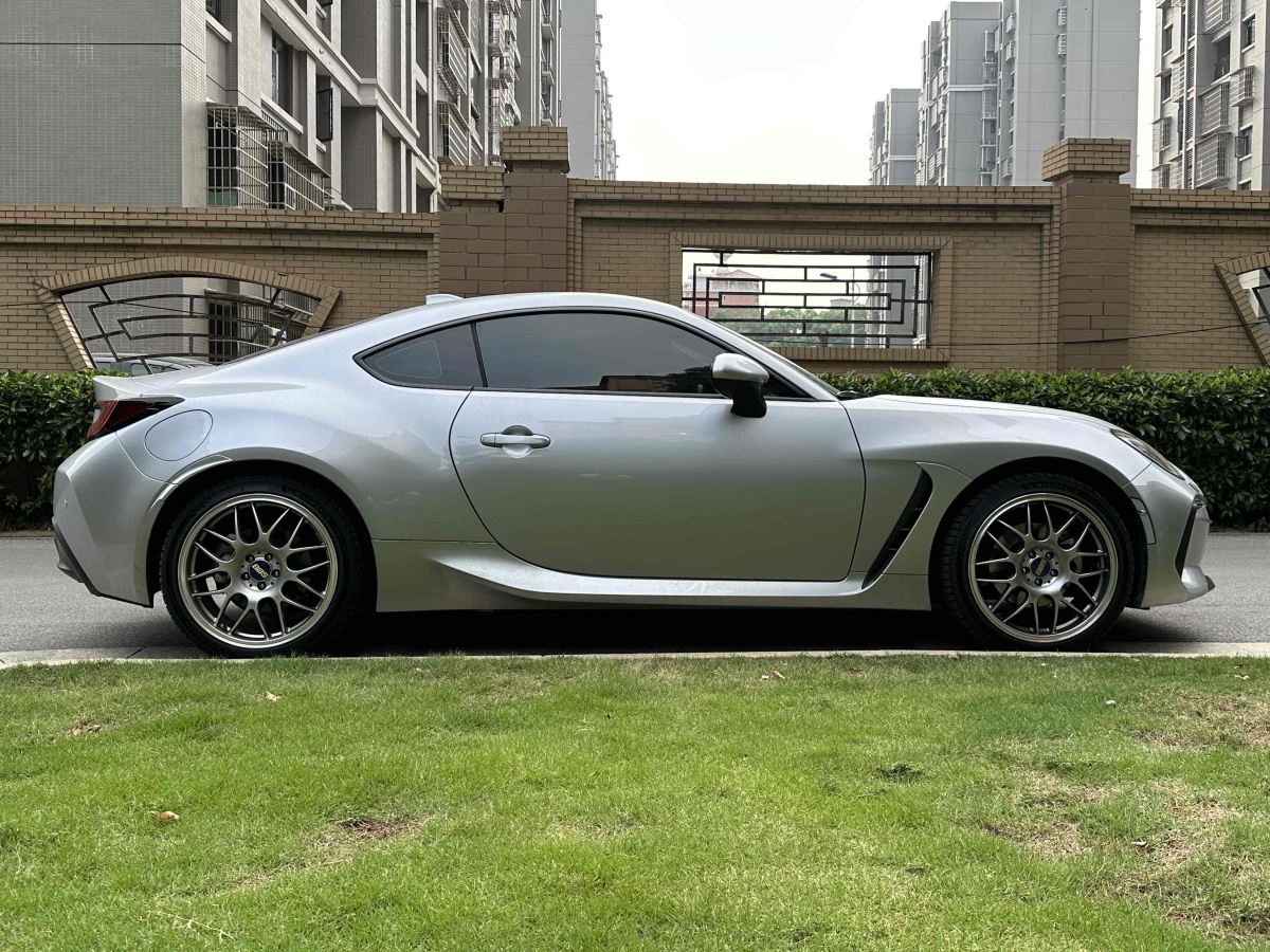 斯巴鲁 BRZ  2022款 2.4L 手动版图片