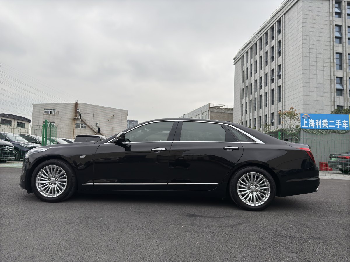 2021年10月凱迪拉克 CT6  2020款 改款 28T 時(shí)尚型