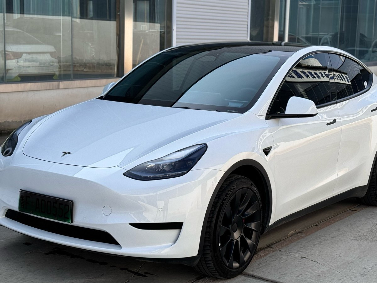 特斯拉 Model Y  2023款 煥新版 后輪驅(qū)動(dòng)圖片