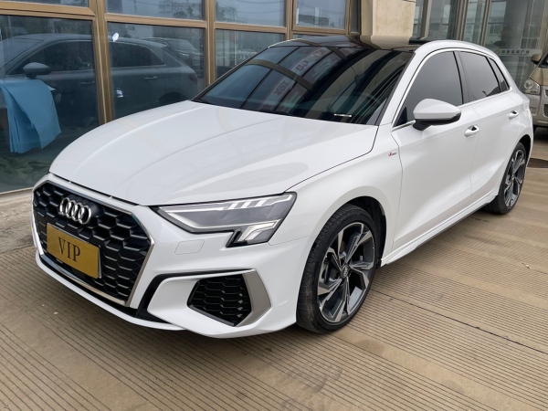 奥迪 奥迪A3  2021款 Sportback 35 TFSI 豪华运动型