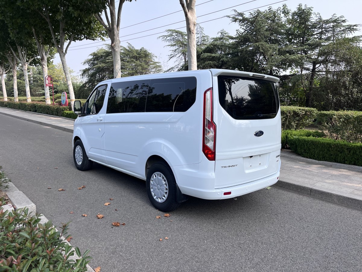 福特 全順  2019款 2.0T柴油商旅車短軸低頂7座國VI圖片