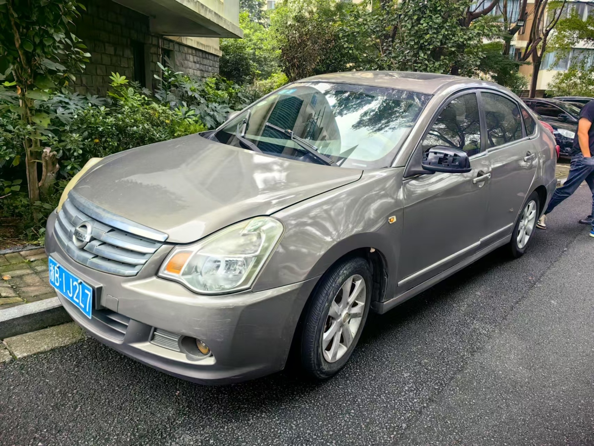 2009年7月日產(chǎn) 軒逸  2009款 1.6XL 自動豪華天窗版