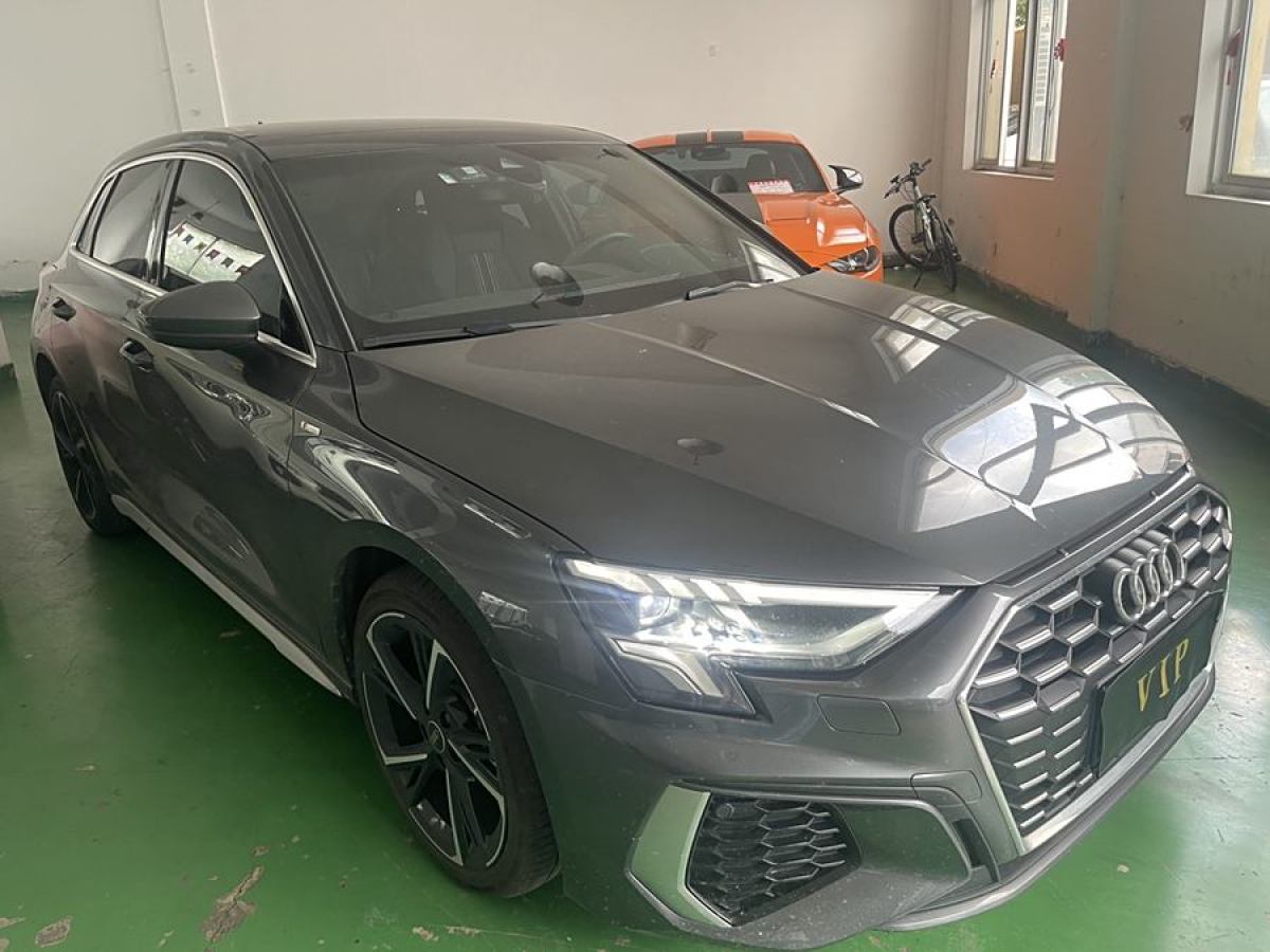 奧迪 奧迪A3  2023款 Sportback 35 TFSI 進(jìn)取致雅型圖片