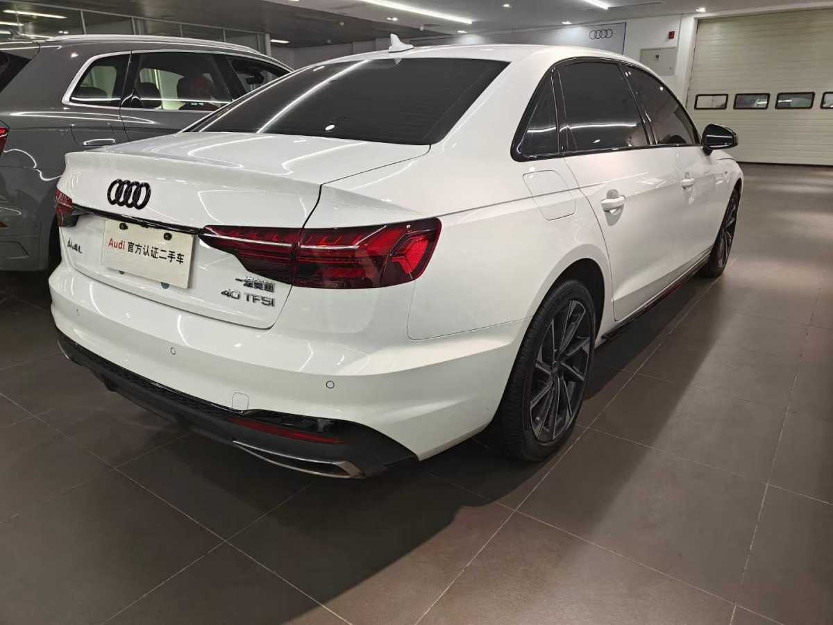 奧迪 奧迪A4L  2023款 40 TFSI 豪華動感型圖片