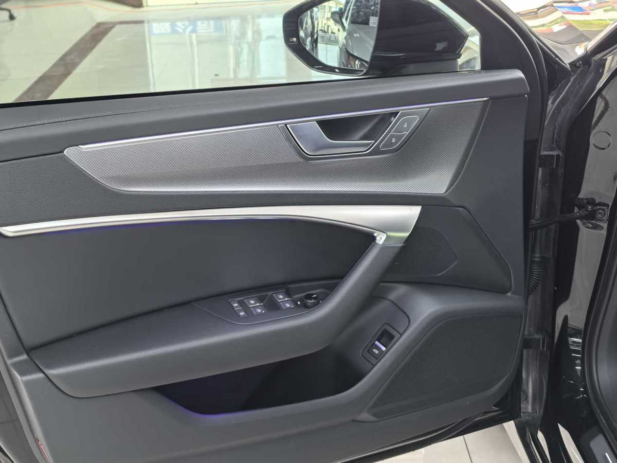 奧迪 奧迪A6L  2024款 45 TFSI 臻選動感型圖片