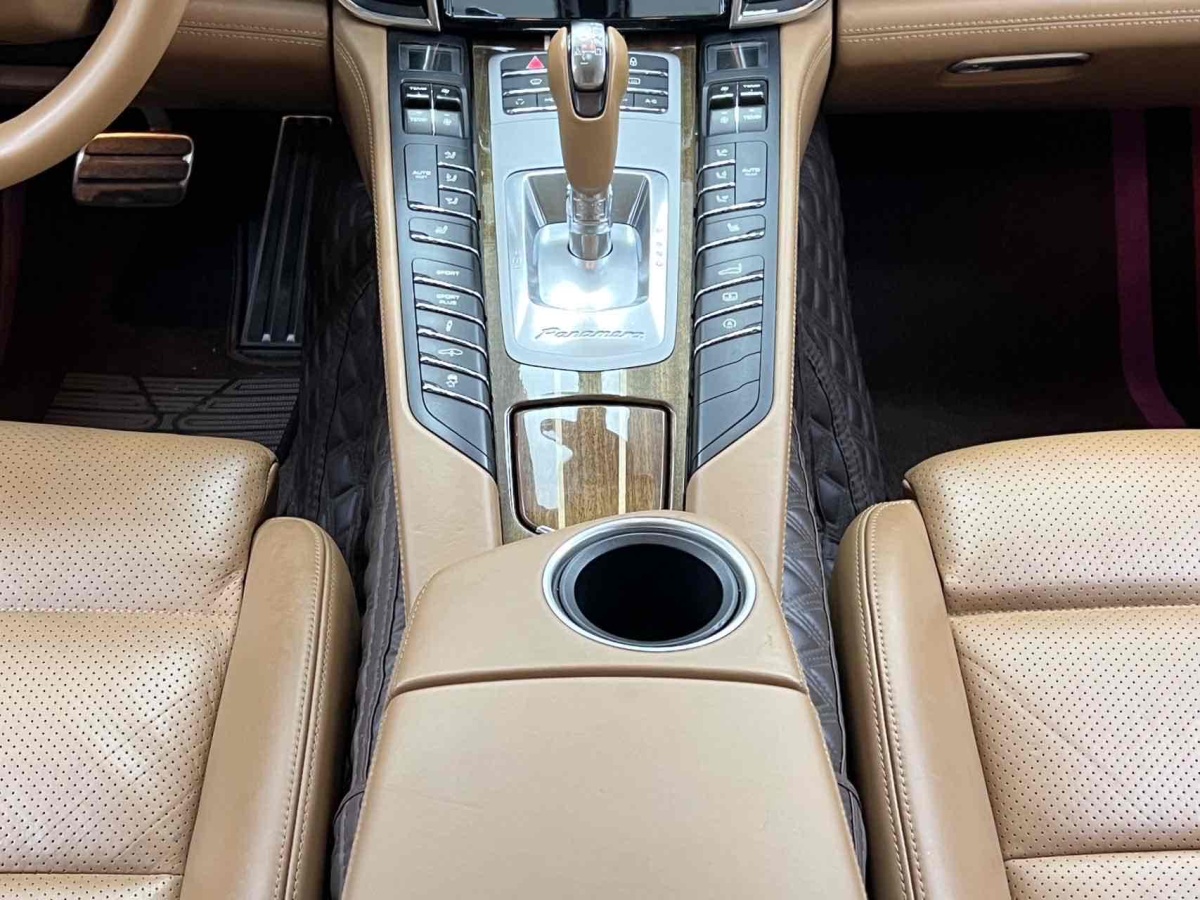保時捷 Panamera  2010款 Panamera Turbo 4.8T圖片