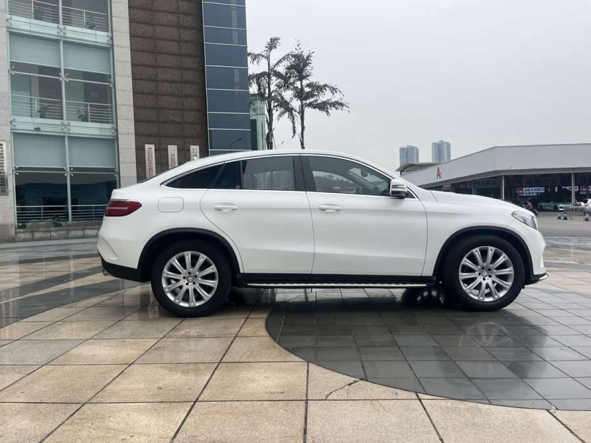 2017年1月奔馳 奔馳GLE轎跑  2017款 GLE 320 4MATIC 轎跑SUV