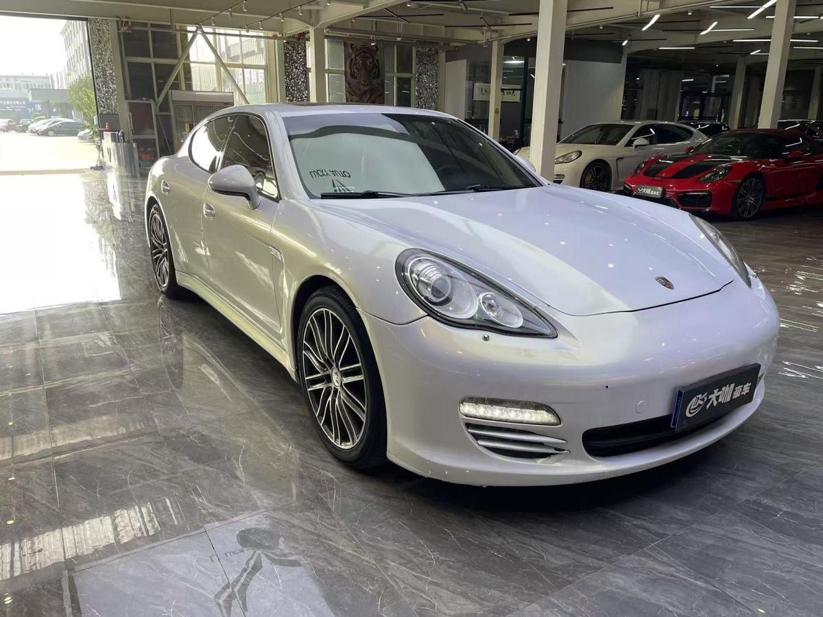 2011年4月保時(shí)捷 Panamera  2010款 Panamera 4 3.6L