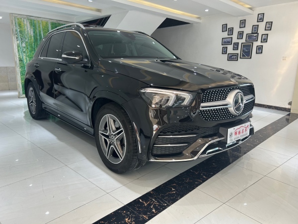 奔驰GLE级 2021款 GLE 450 4MATIC 时尚型