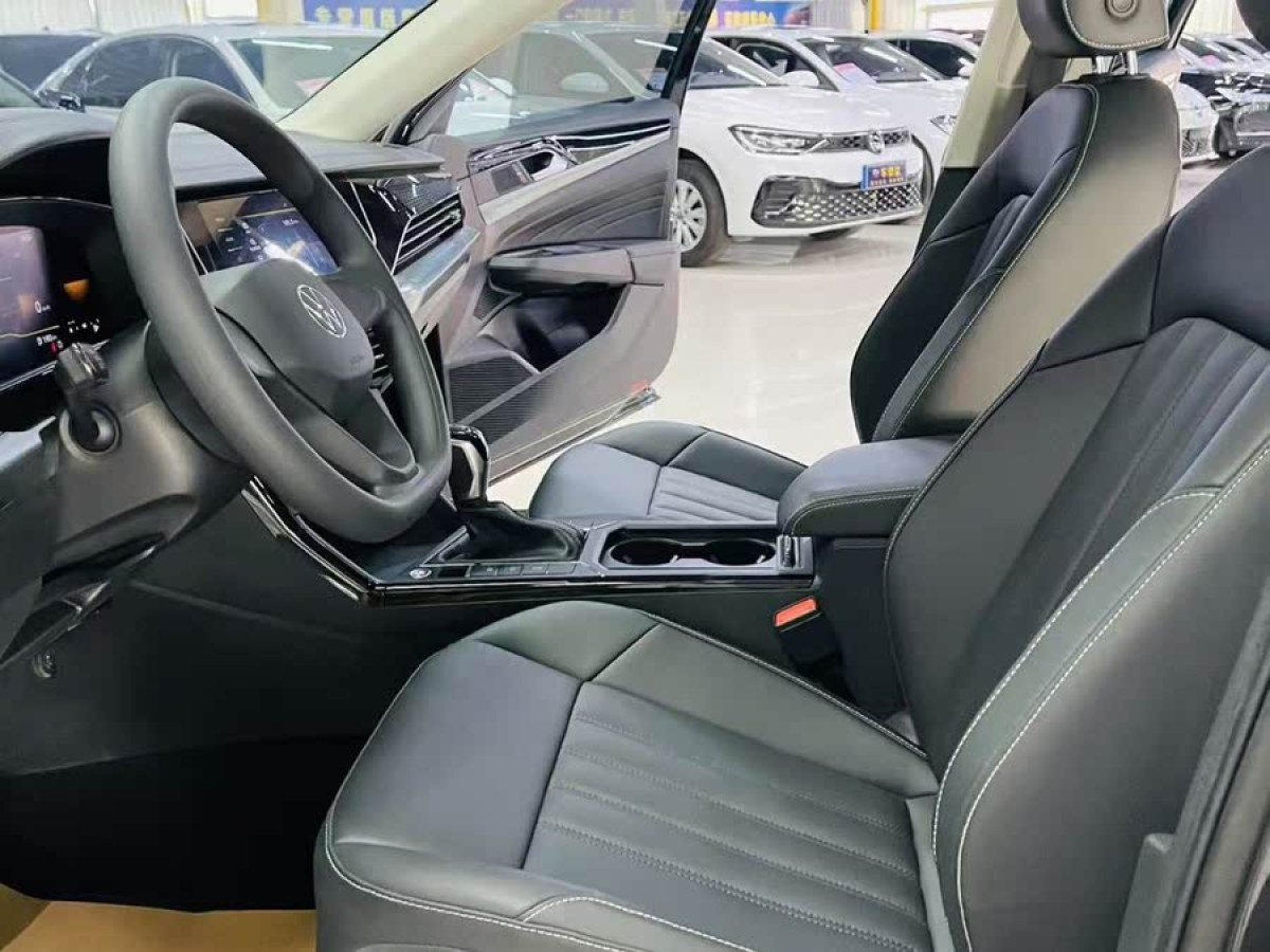 大眾 帕薩特  2022款 280TSI 商務(wù)版圖片