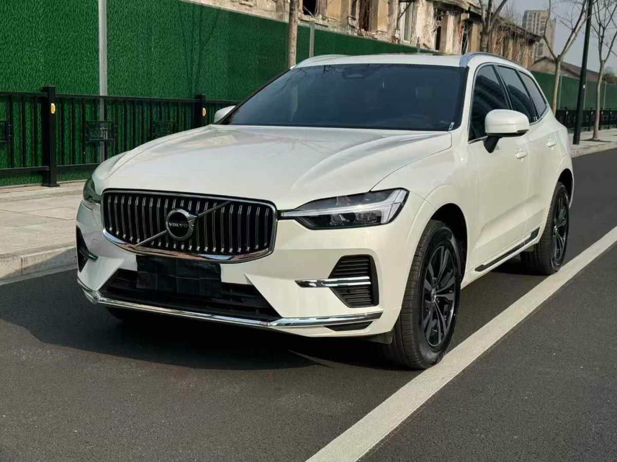 2023年1月沃爾沃 XC60  2023款 B4 智行豪華版