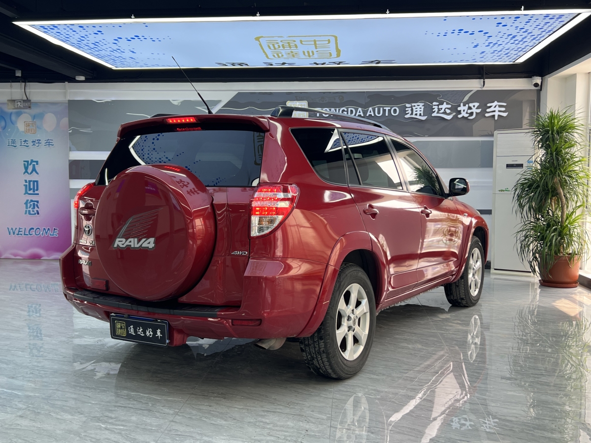 豐田 RAV4榮放  2009款 2.4L 自動(dòng)豪華版圖片