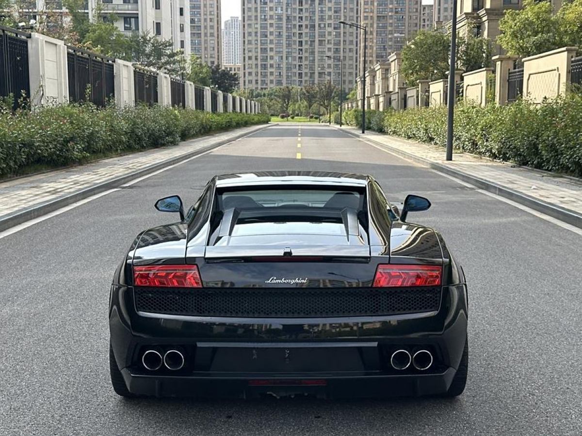 蘭博基尼 Gallardo  2010款 LP 550-2 標(biāo)準(zhǔn)版圖片