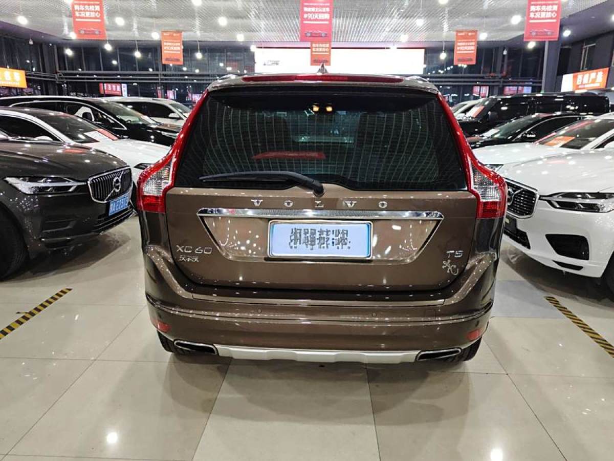 沃爾沃 XC60  2017款 T5 智進(jìn)升級版圖片