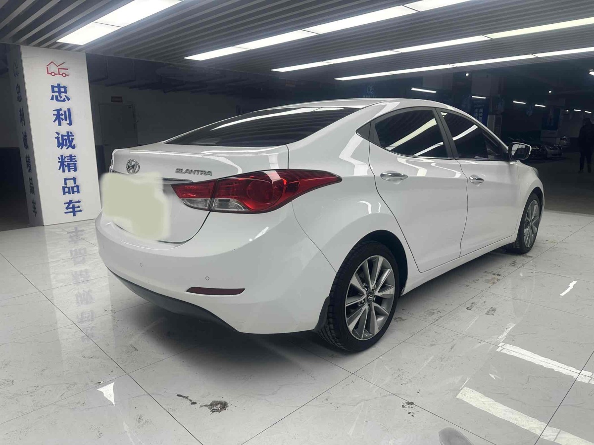 現(xiàn)代 朗動  2015款 1.6L 自動領(lǐng)先型圖片