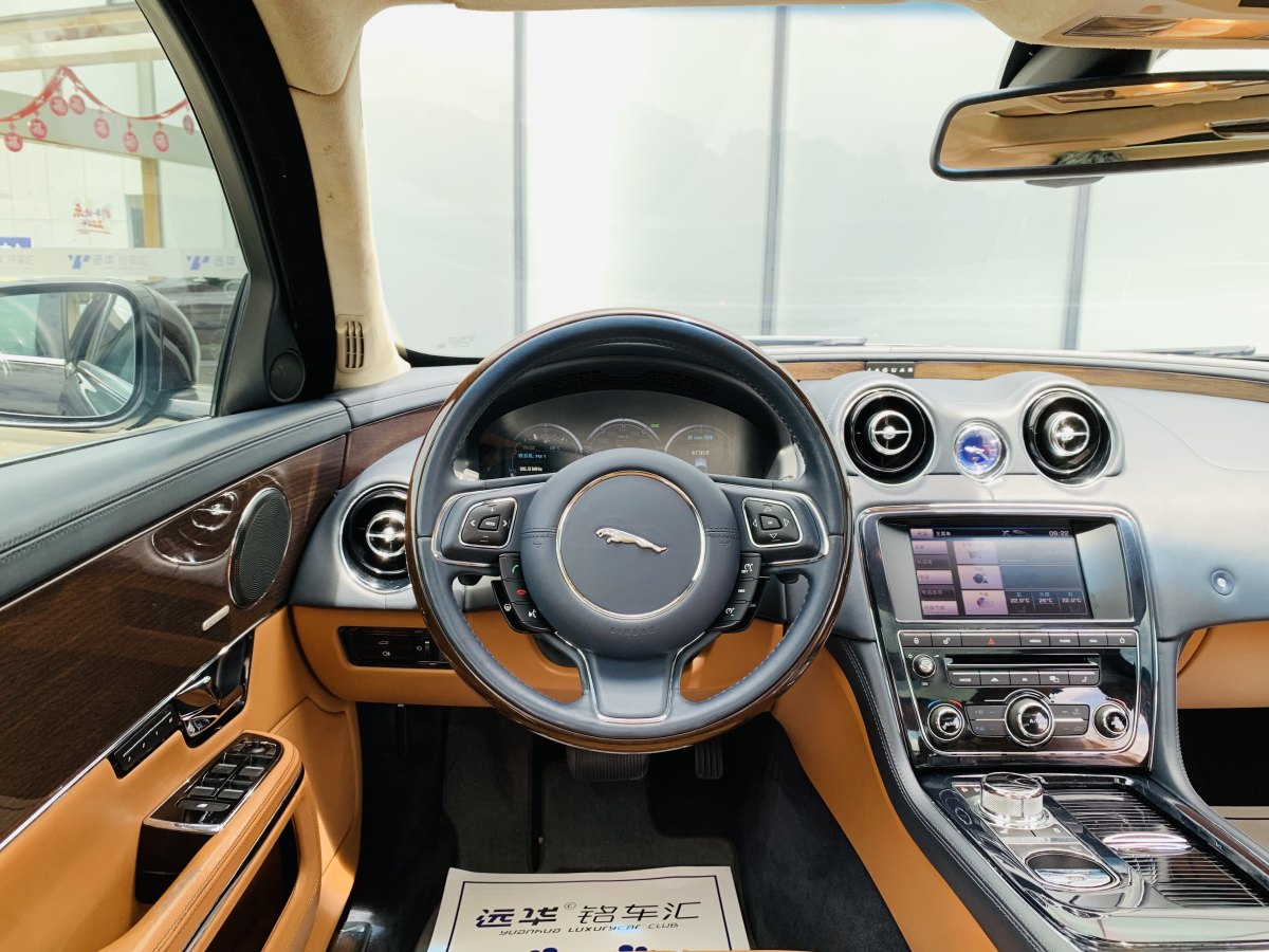 捷豹 XJ  2012款 XJL 3.0 旗艦商務版圖片