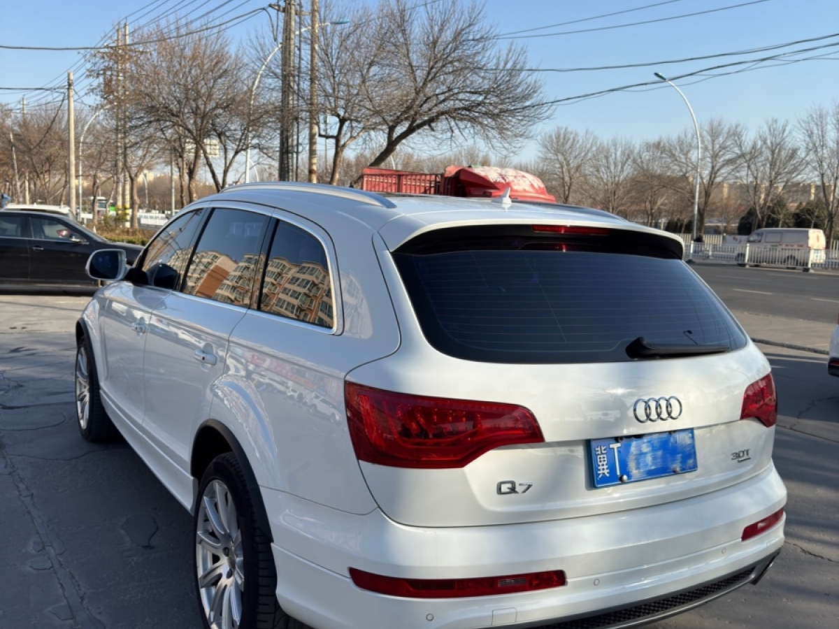 奧迪 奧迪Q7  2012款 3.0 TFSI 專享型(245kW)圖片