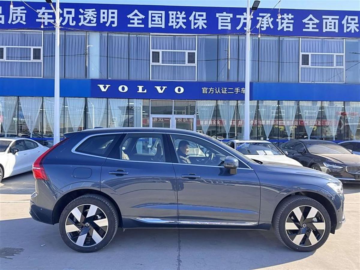 沃爾沃 XC60新能源  2024款 T8 插電混動(dòng) 長(zhǎng)續(xù)航四驅(qū)智雅豪華版圖片