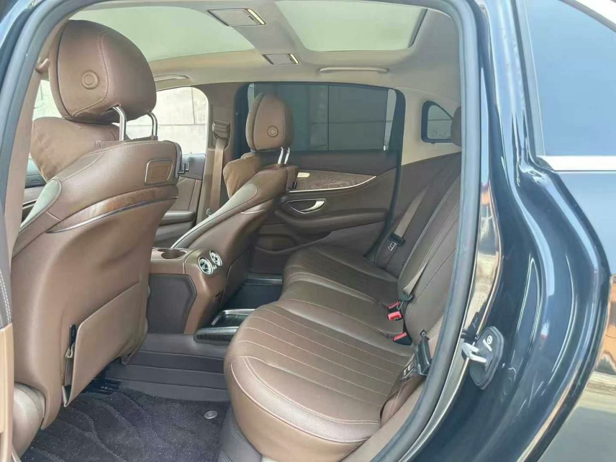 奔馳 奔馳E級  2018款 E 300 L 豪華型圖片