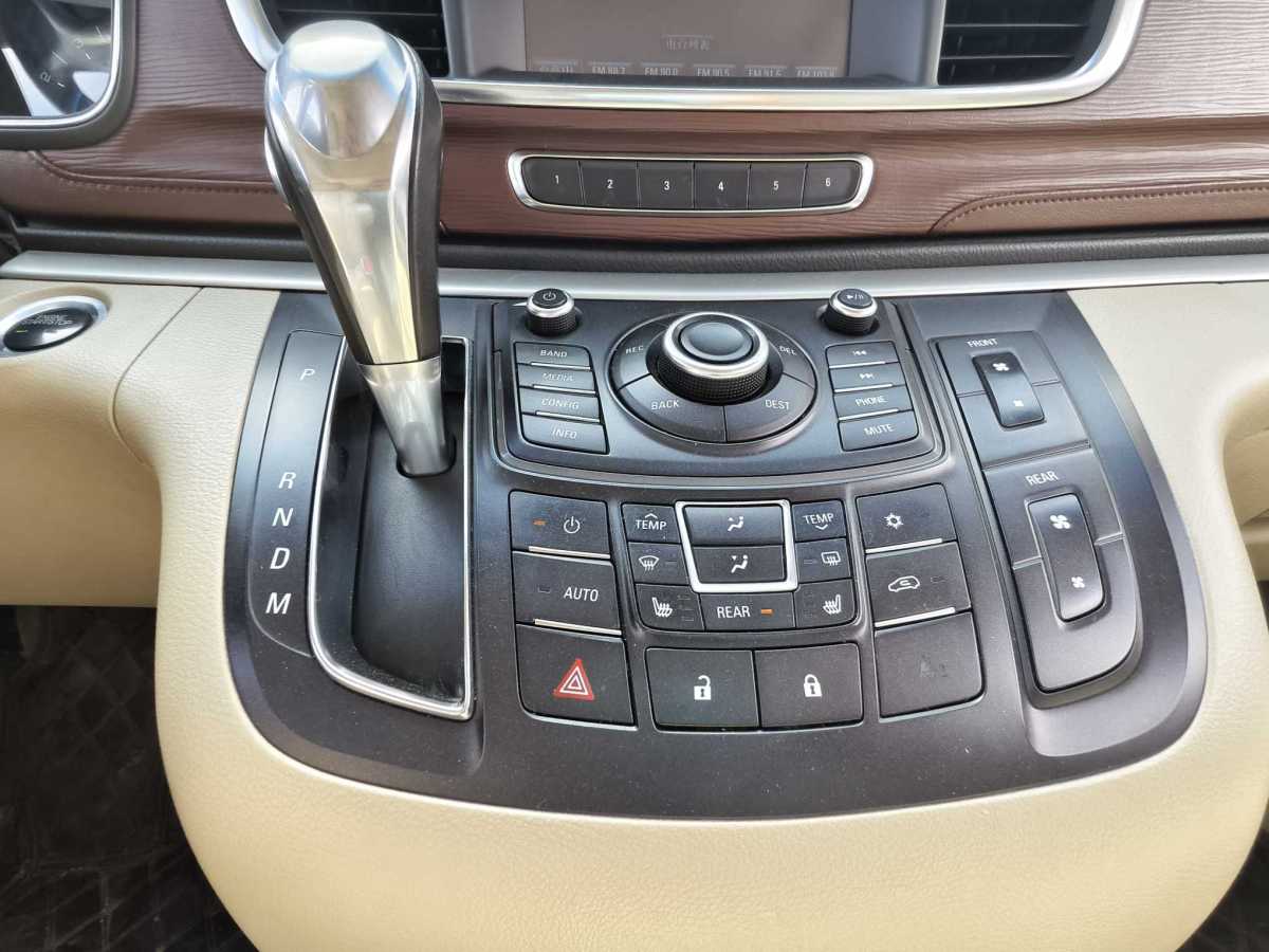 別克 GL8  2014款 3.0L GT豪華商務豪雅版圖片