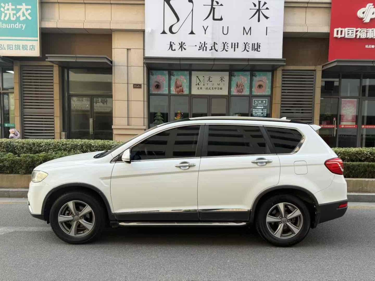 哈弗 H6  2013款 升級(jí)版 1.5T 手動(dòng)兩驅(qū)精英型圖片