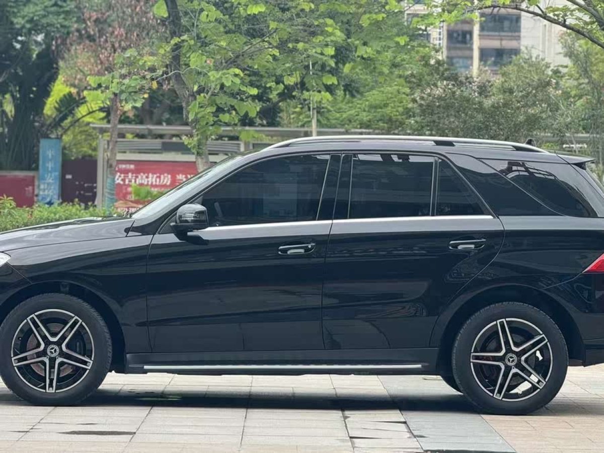 奔馳 奔馳M級(jí)  2014款 ML 320 4MATIC圖片