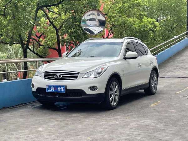 英菲尼迪 QX50  2013款 2.5L 两驱优雅版