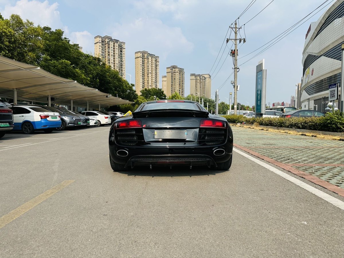 奧迪 奧迪R8  2010款 5.2 FSI quattro圖片