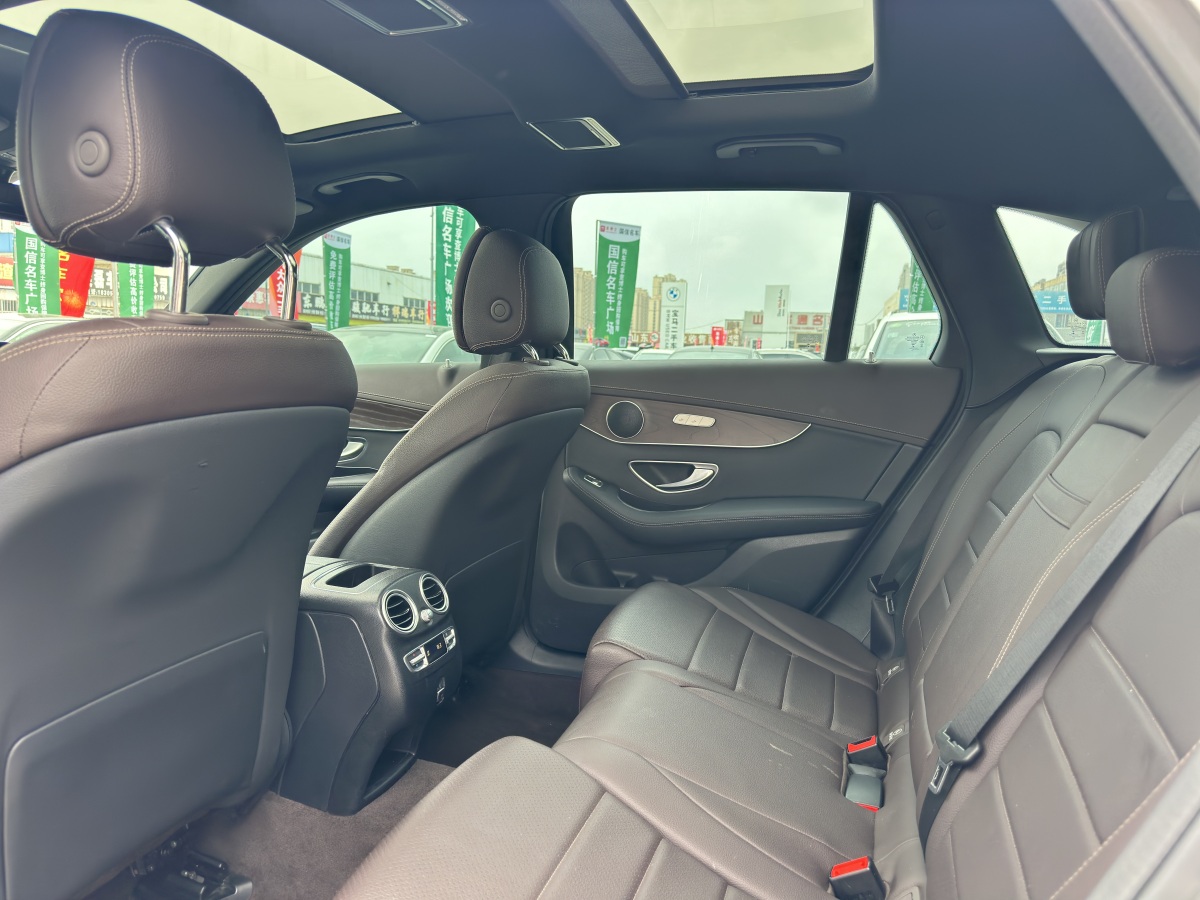 2021年5月奔馳 奔馳GLC  2021款 GLC 260 L 4MATIC 豪華型