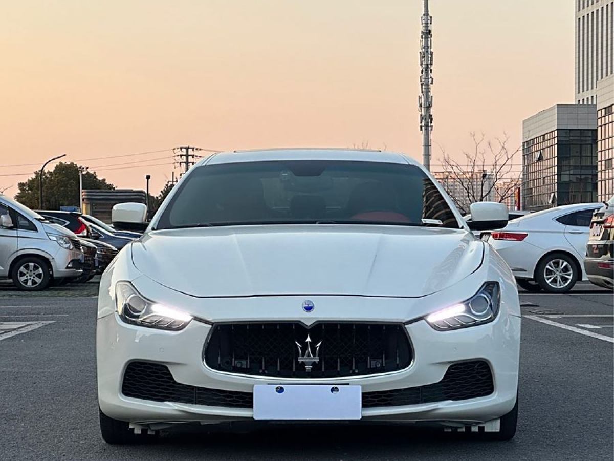 瑪莎拉蒂 Ghibli  2014款 3.0T 標(biāo)準(zhǔn)版圖片