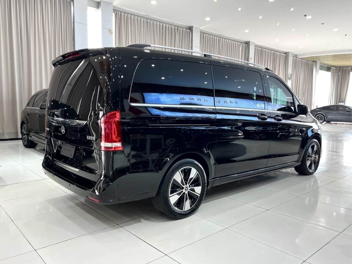 奔馳 V級  2022款 V 260 L 長軸距尊貴版圖片