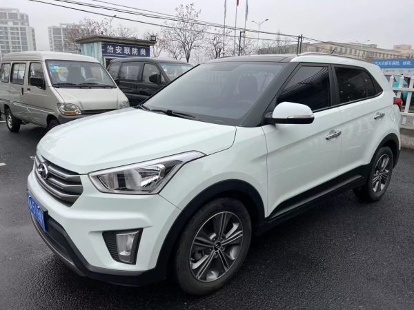 现代 ix25  2015款 1.6L 自动两驱智能型GLS