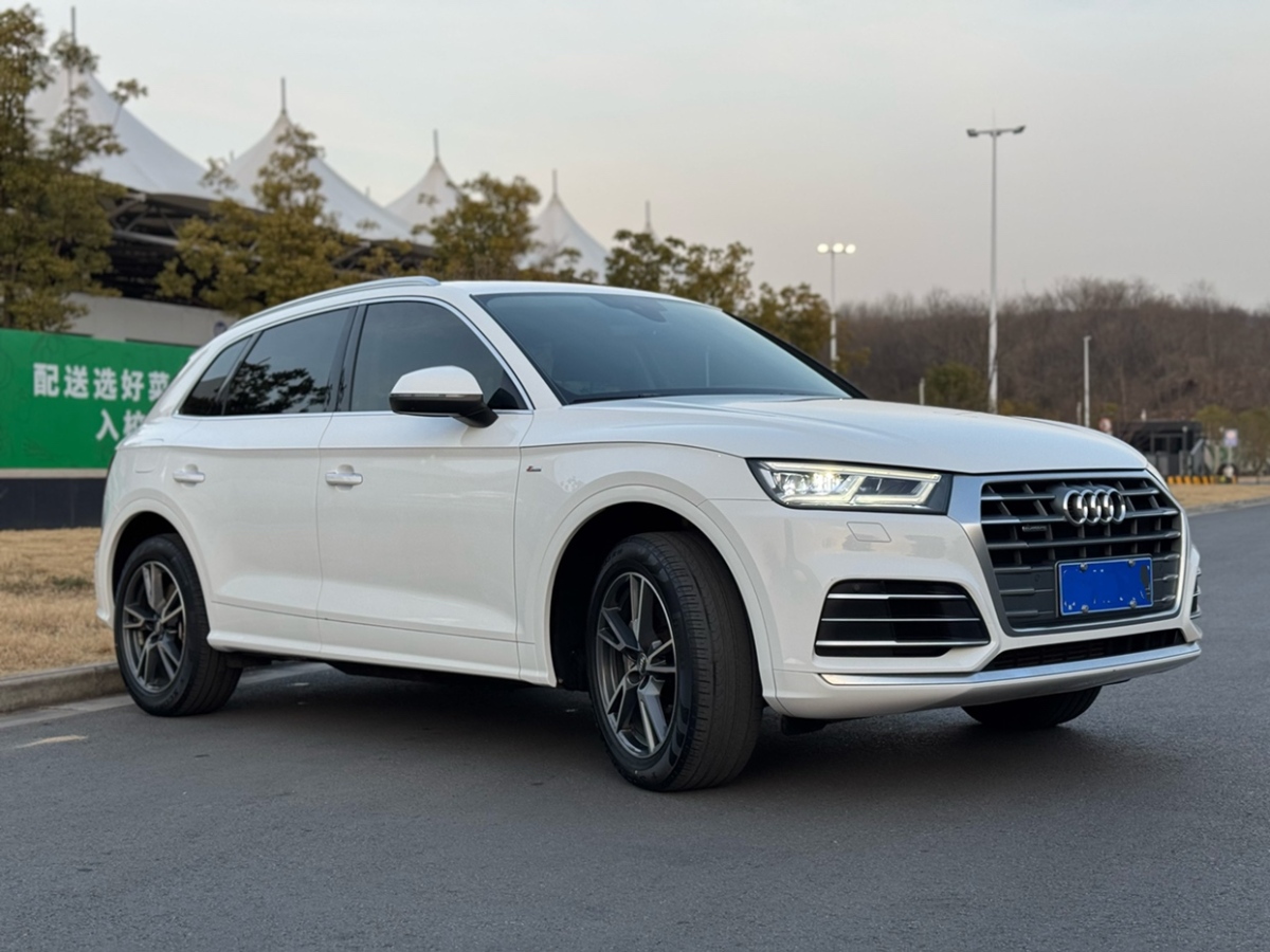 奧迪 奧迪Q5L  2020款 40 TFSI 榮享時尚型圖片