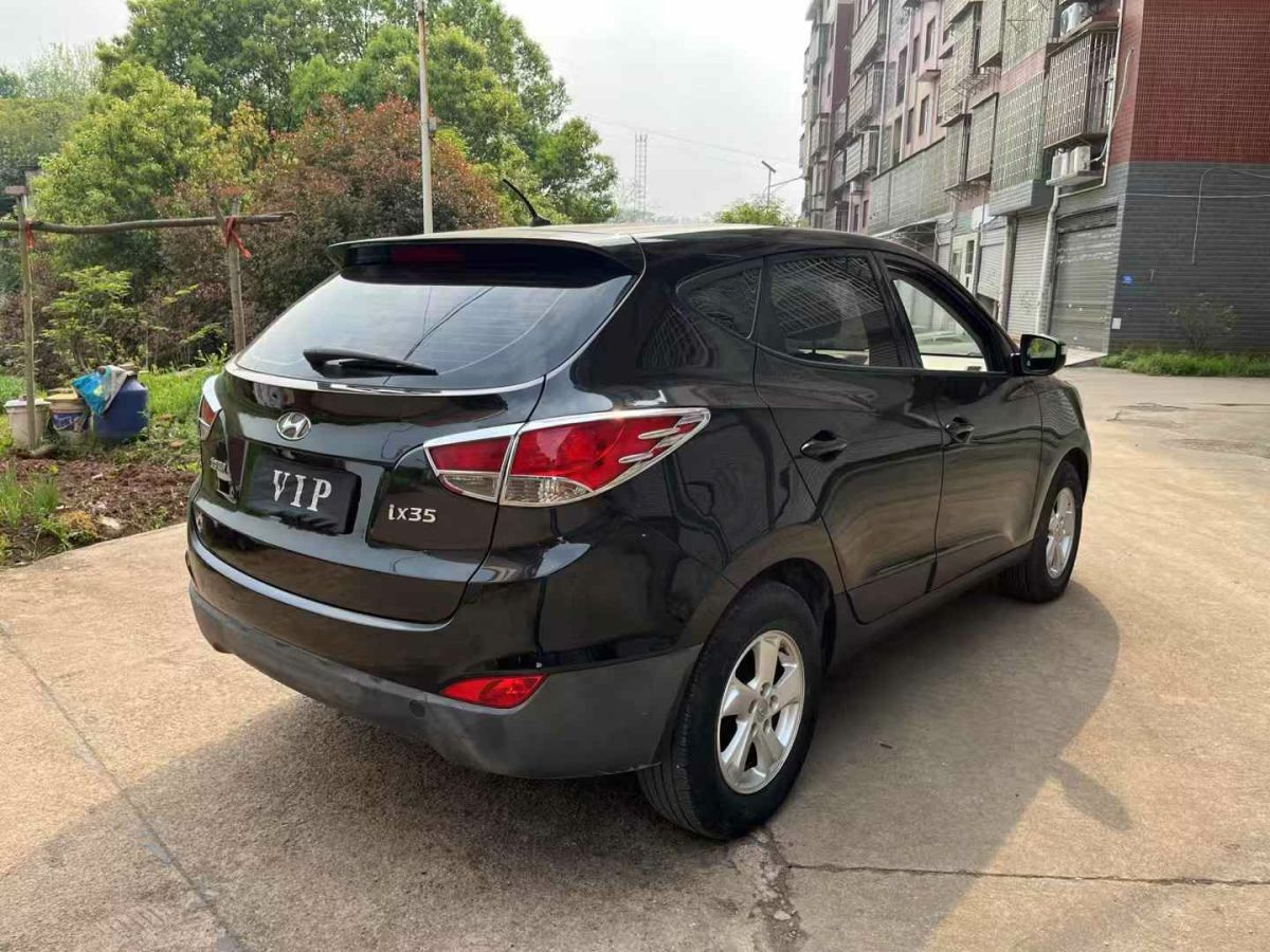 現(xiàn)代 ix35  2012款 2.0L 手動(dòng)兩驅(qū)新銳版GL圖片