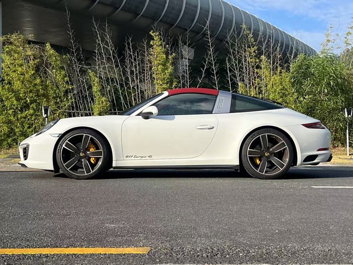 2017年5月保時(shí)捷 911  2016款 Targa 4 3.0T