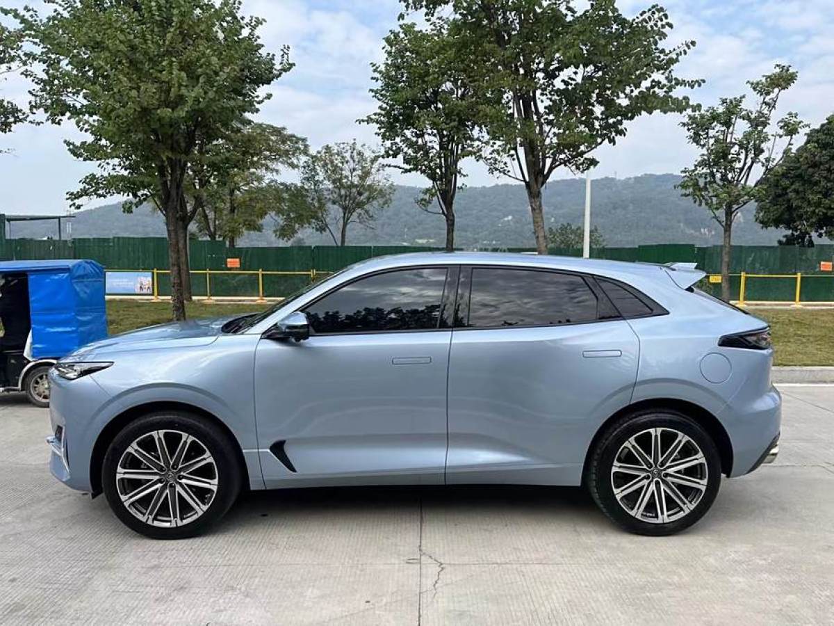 長(zhǎng)安 長(zhǎng)安UNI-K  2021款 2.0T 尊貴型圖片