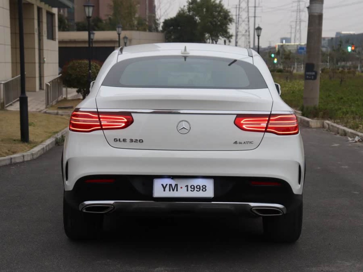 奔馳 奔馳GLE轎跑  2015款 GLE 320 4MATIC 轎跑SUV圖片