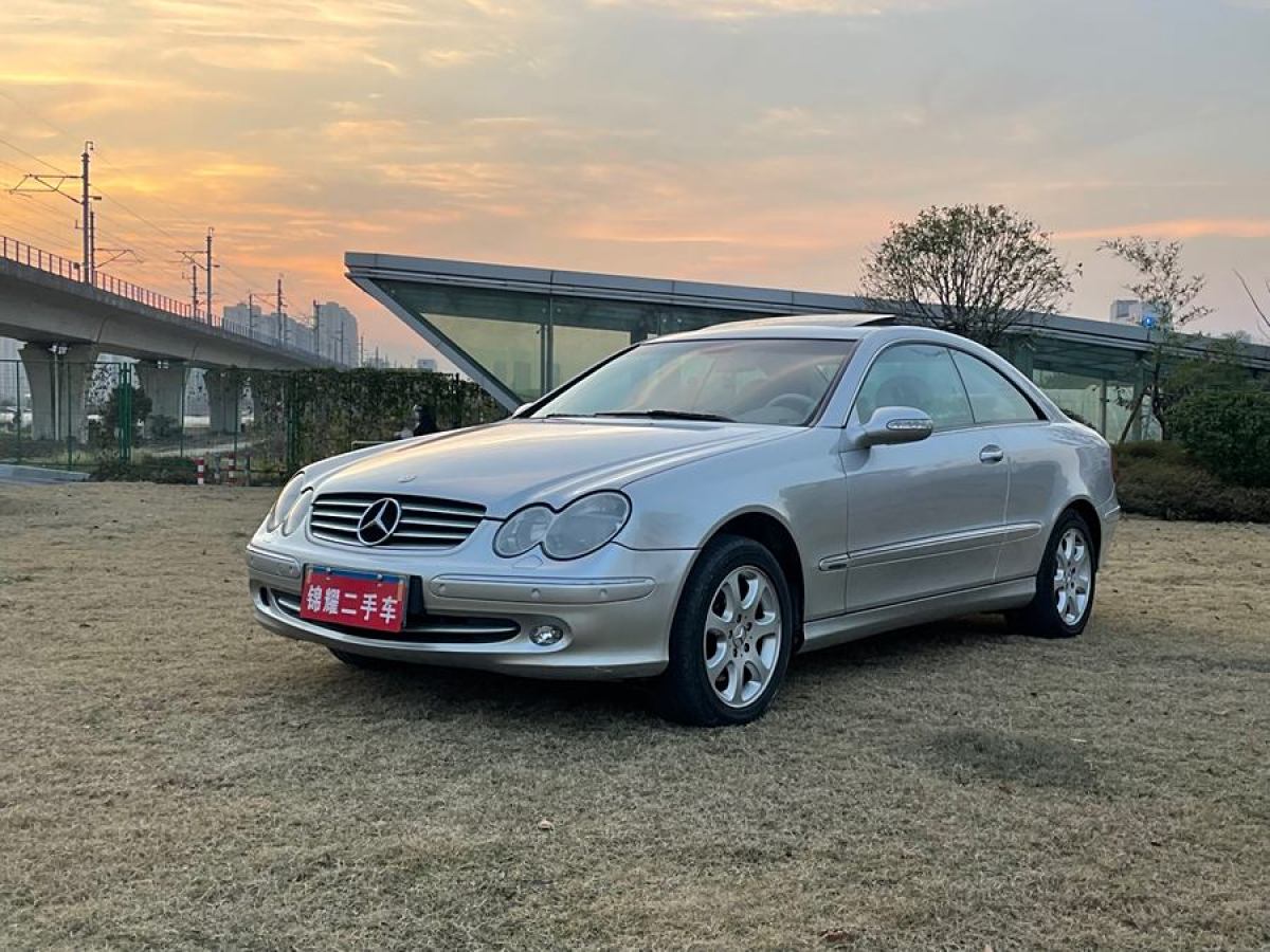 2004年12月奔馳 奔馳CLK級  2004款 CLK 240 跑車版