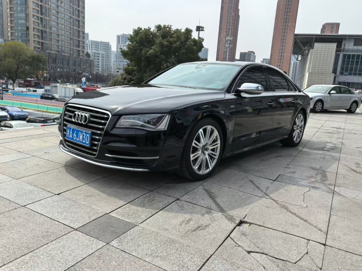 奧迪 奧迪S8  2013款 S8 4.0TFSI quattro圖片