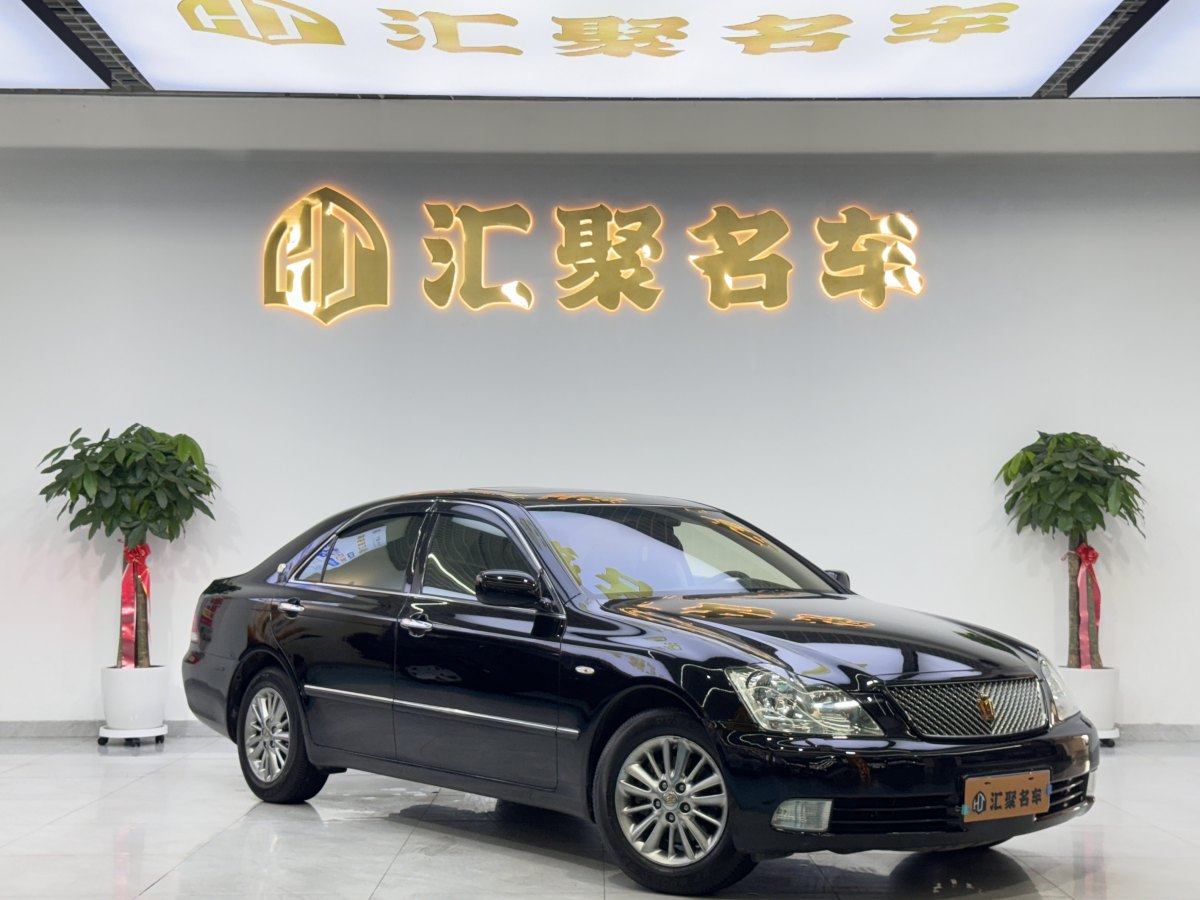 豐田 皇冠  2009款 2.5L Royal特別導(dǎo)航版圖片