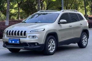 自由光 Jeep 2.4L 專(zhuān)業(yè)智能版