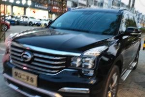 GS8 廣汽傳祺  390T 兩驅(qū)豪華智聯(lián)版（七座）