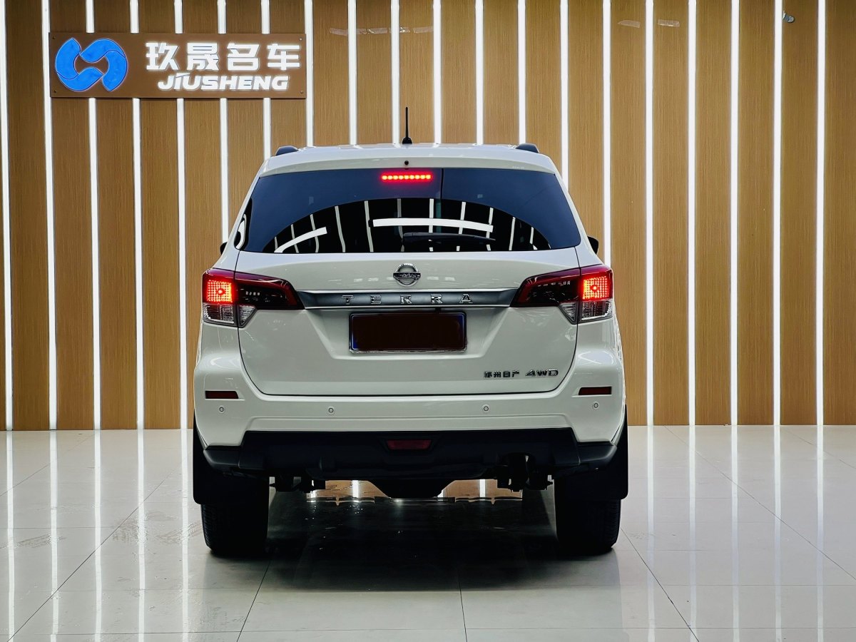 日產(chǎn) 途達(dá)  2020款 2.5L 自動(dòng)四驅(qū)豪華版圖片