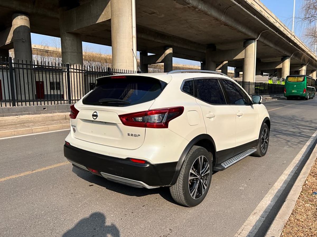 日產(chǎn) 逍客  2022款 2.0L CVT XV Prem.豪華版圖片