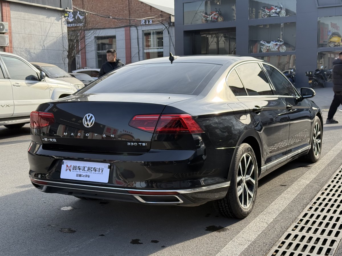 大眾 邁騰  2019款  330TSI DSG 領(lǐng)先型 國(guó)VI圖片