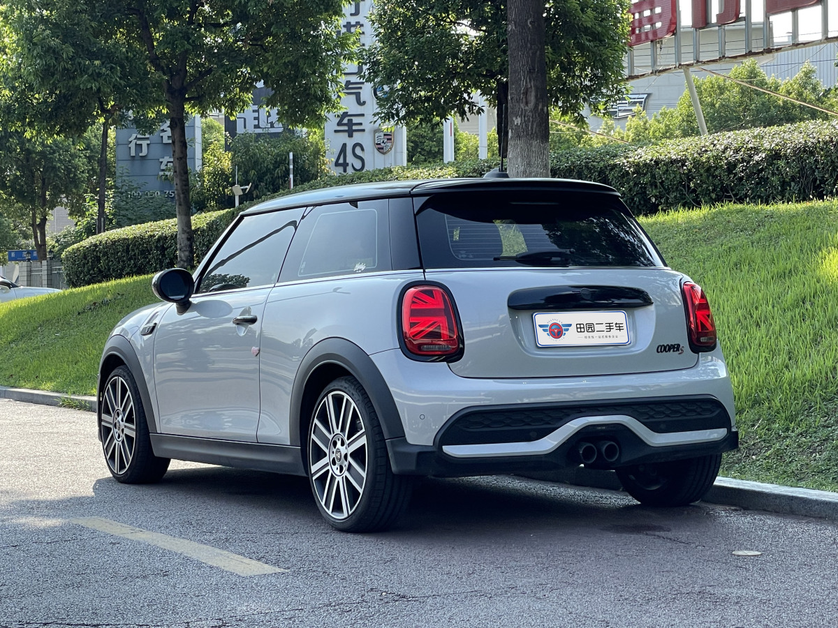 MINI MINI  2022款 2.0T COOPER S 黑標(biāo)特別版圖片