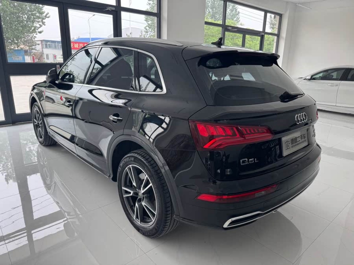 奧迪 奧迪Q5L  2021款 40 TFSI 時尚動感型圖片