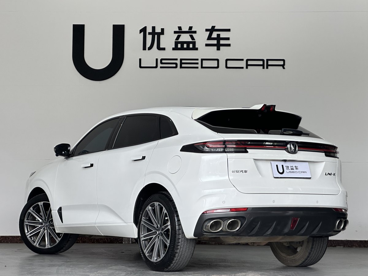 長安 長安UNI-K  2021款 2.0T 尊貴型圖片