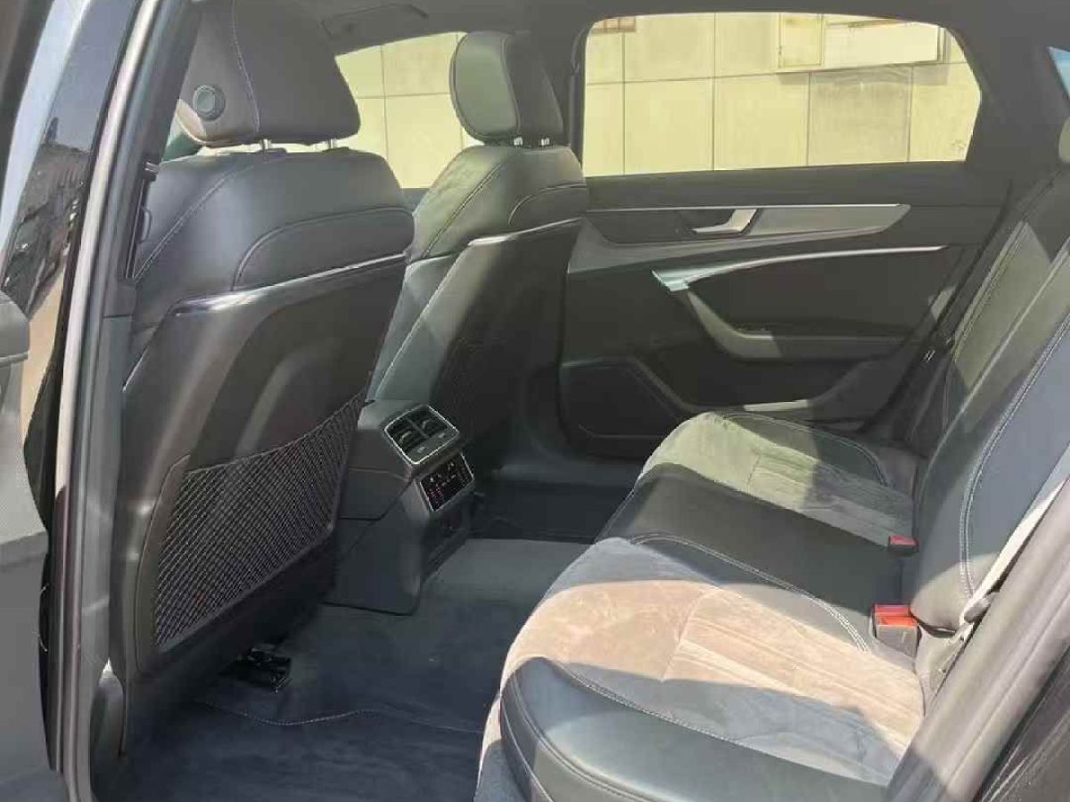 奧迪 奧迪A6L  2022款 40 TFSI 豪華動(dòng)感型圖片
