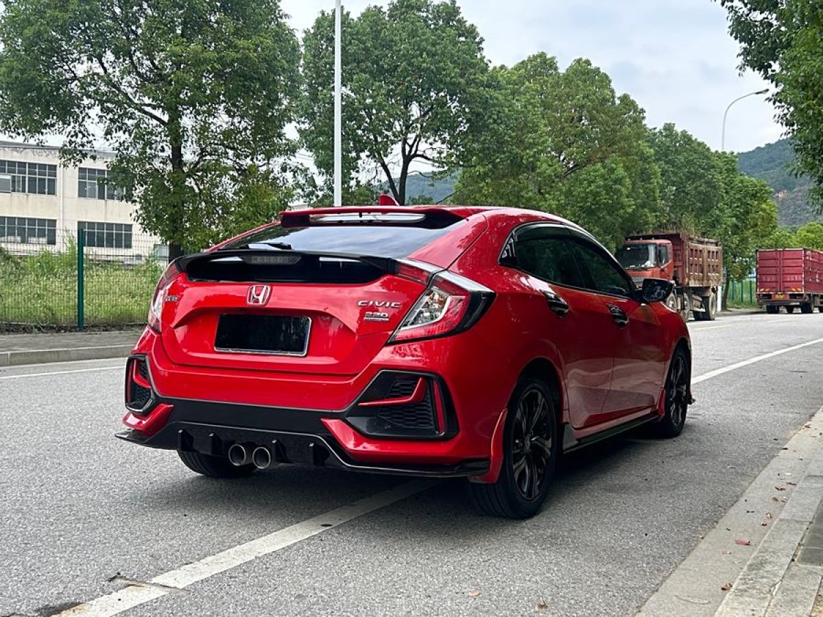 2021年1月本田 思域  2021款 HATCHBACK 220TURBO CVT潮酷控